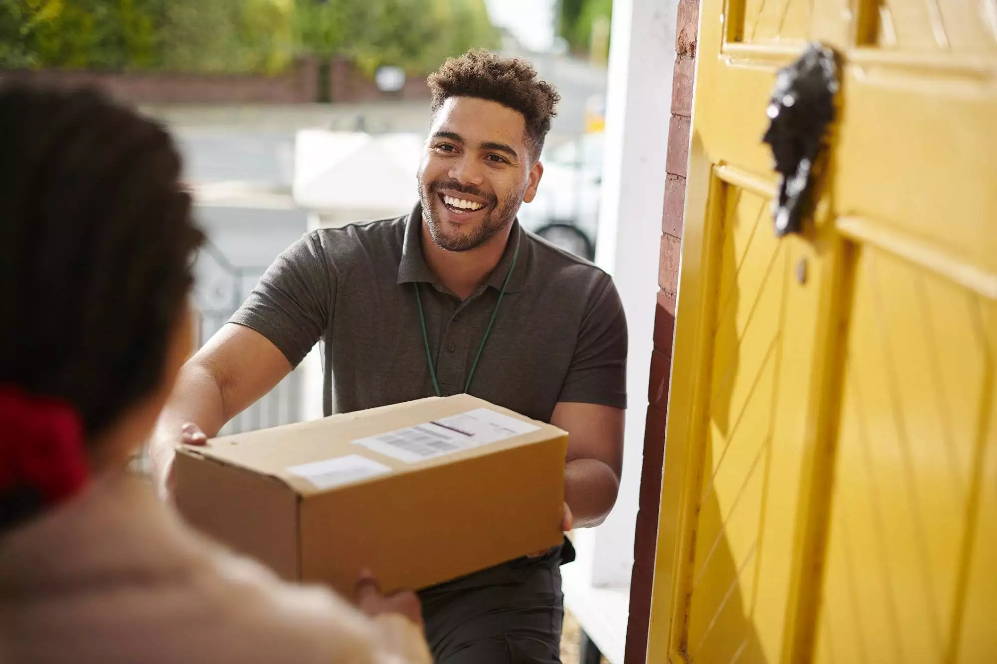 Ship With Confidence With Frisco Shipping Services at the UPS Store